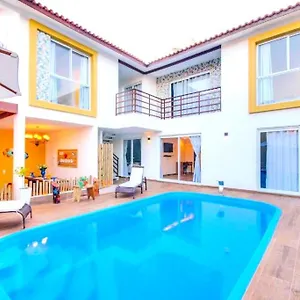 Nanina De Geriba Hotel